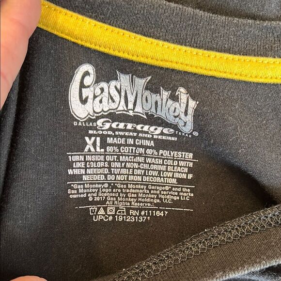 Gas Monkey X-large Black Yellow Long Sleeve Tee Crew Neckline Pullover Soft - Picture 5 of 5